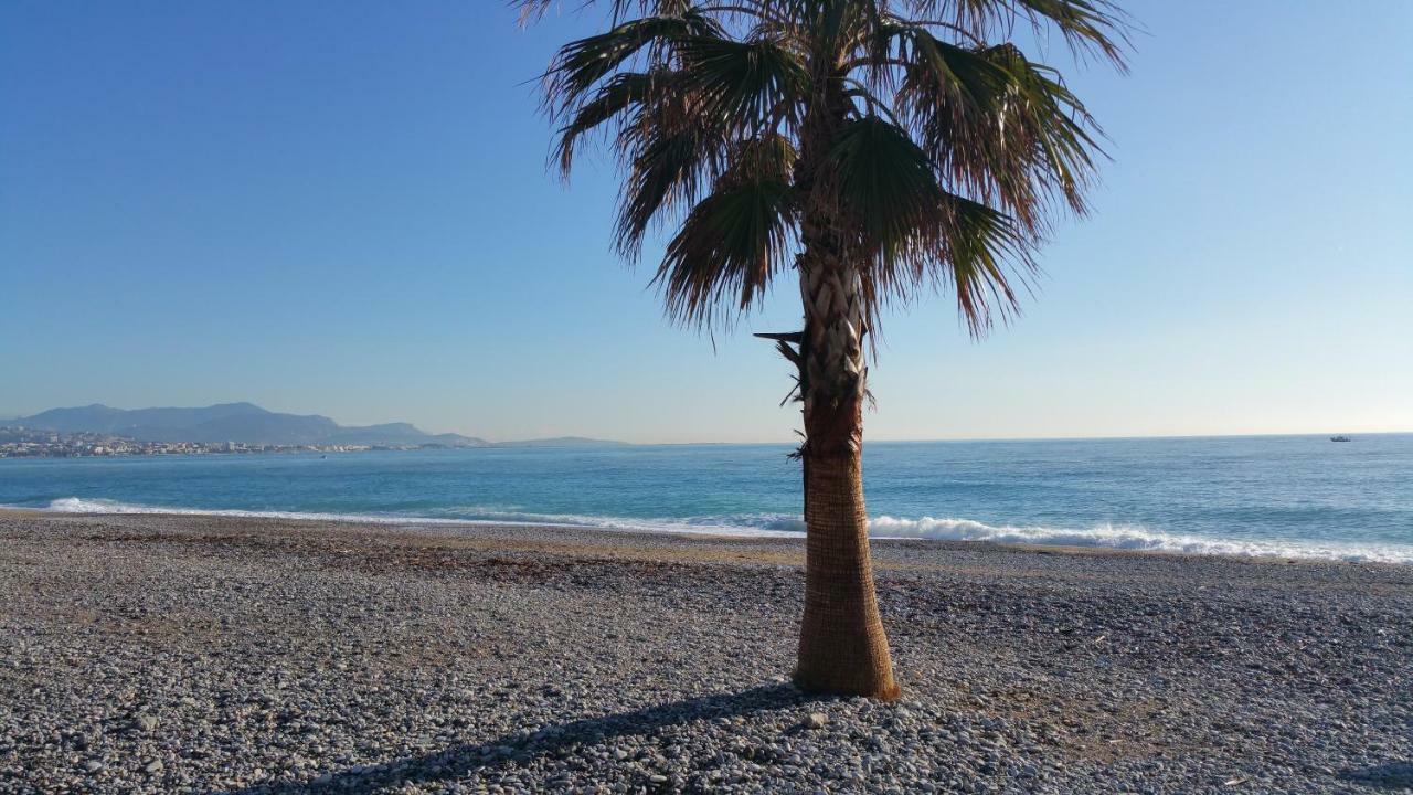 Residence Cap Azur Maison N° 106 Villeneuve-Loubet Exteriör bild
